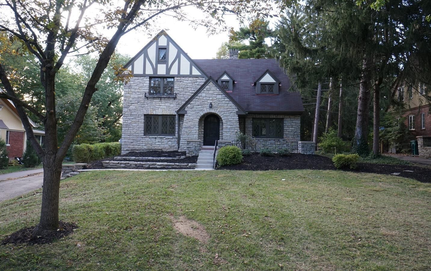 Property Photo: 6127 Robison Rd OH 45213
