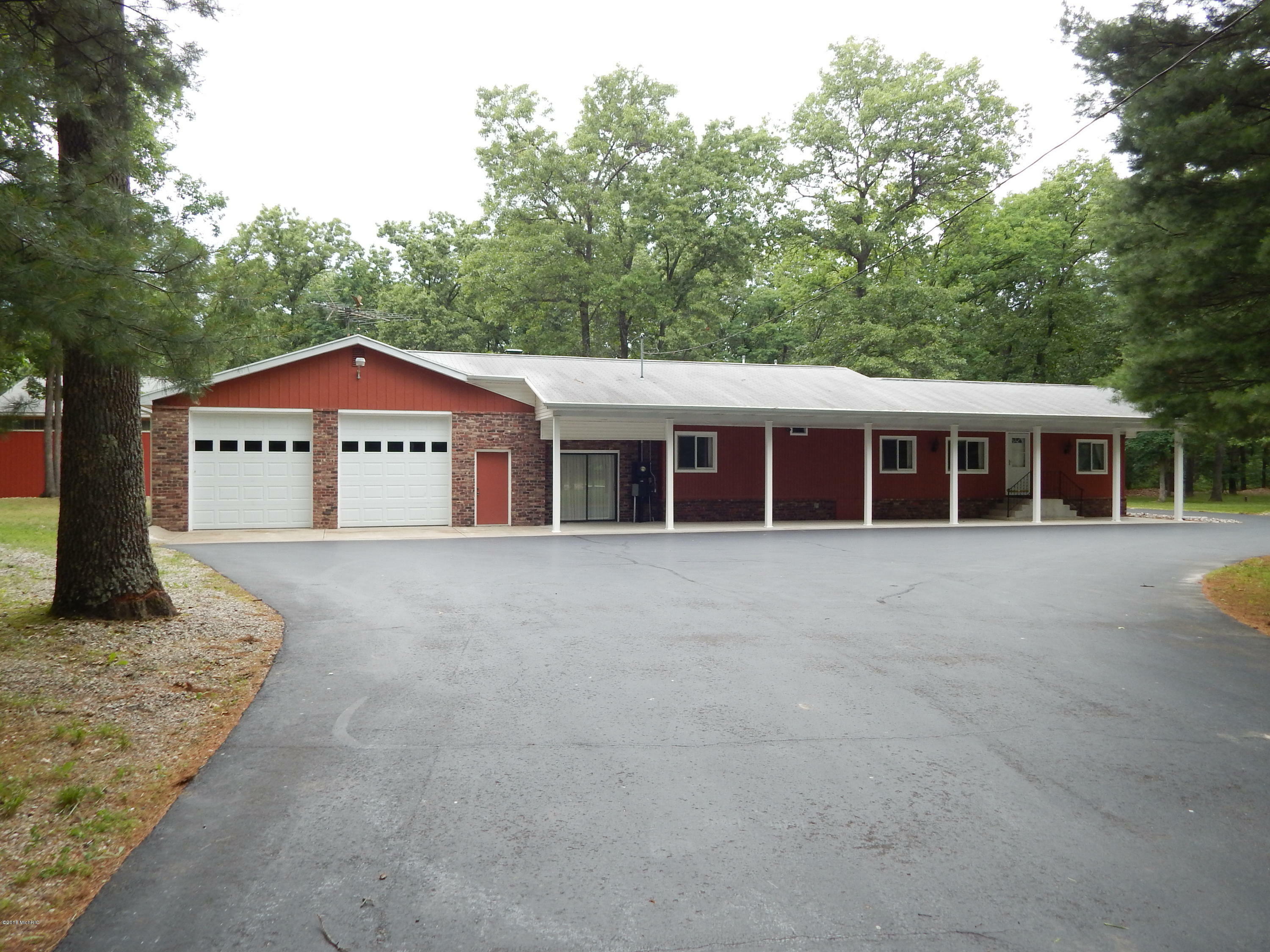 Property Photo:  3315 E 96th Street  MI 49337 