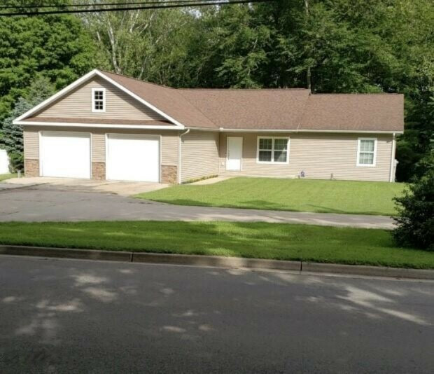 Property Photo: 913 Ely Street MI 49010