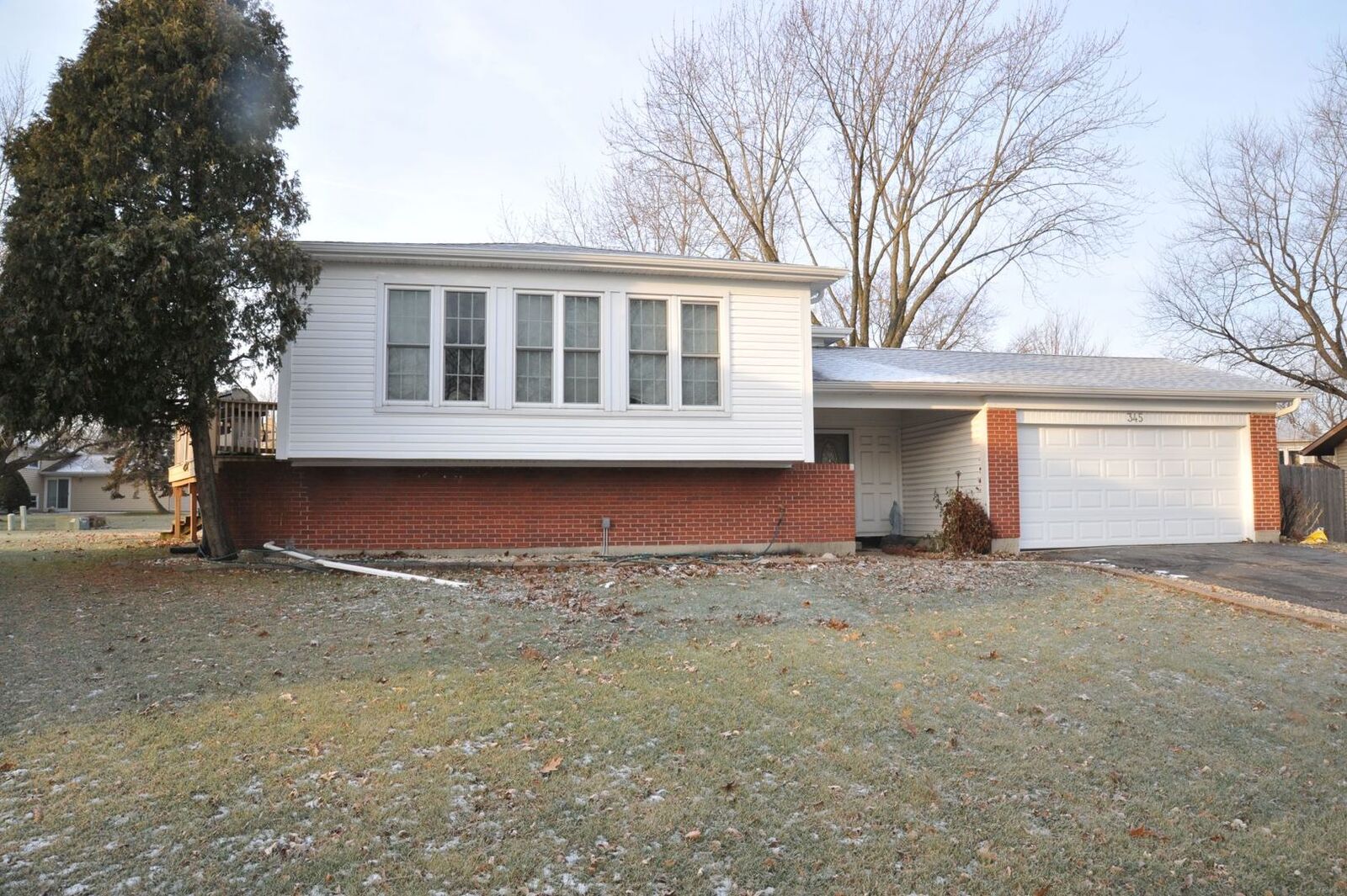 Property Photo: 345 Knight Court IL 60440