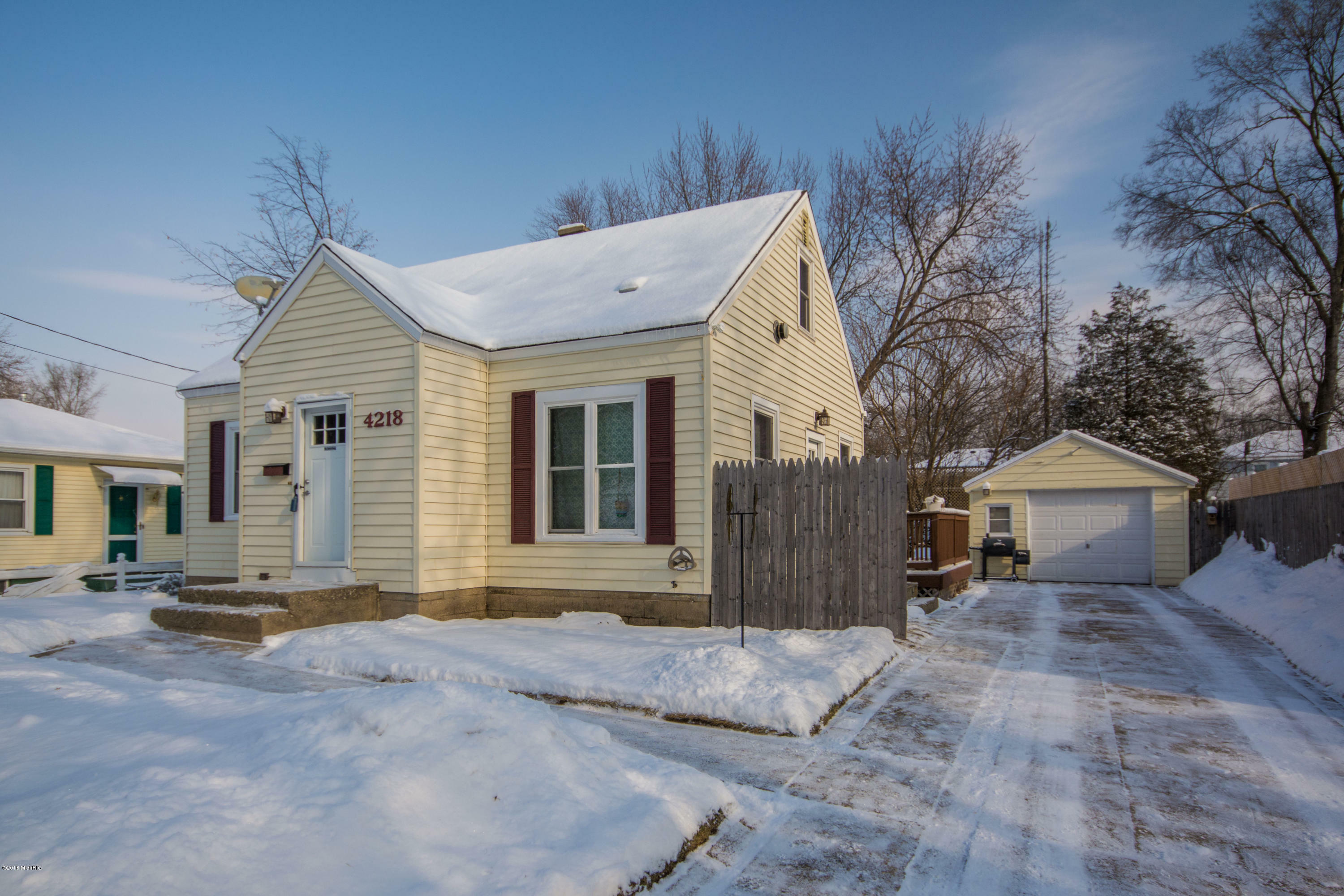 Property Photo:  4218 Colby Avenue SW  MI 49509 