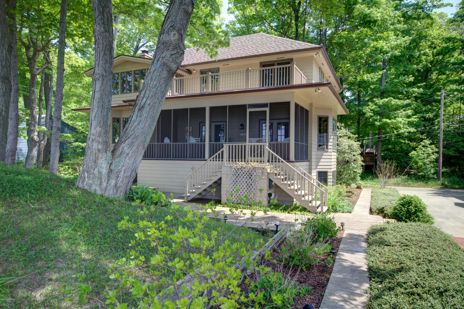 Property Photo:  4706 Indianapolis Avenue  MI 49423 