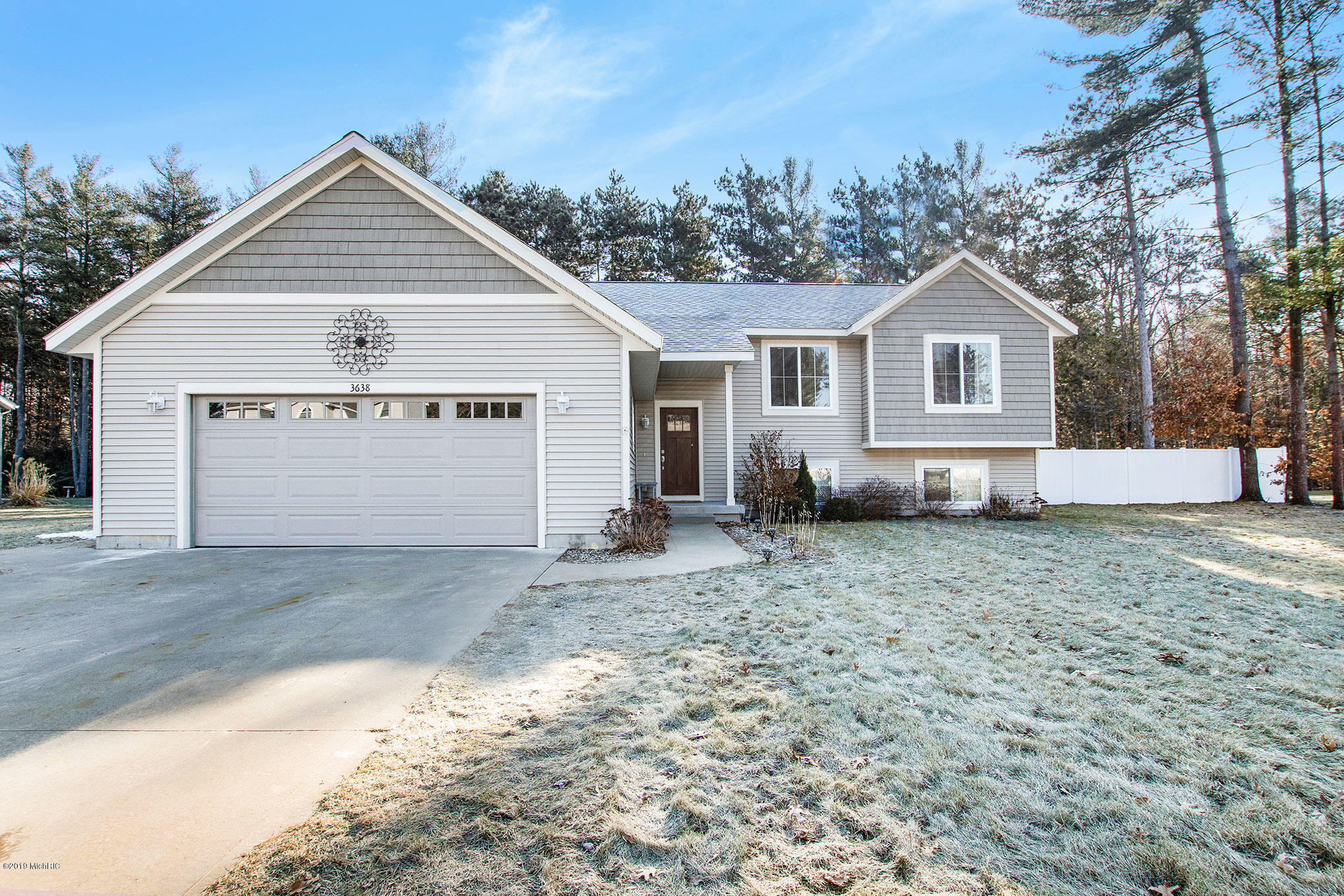 Property Photo: 3638 Whispering Woods Drive MI 49444
