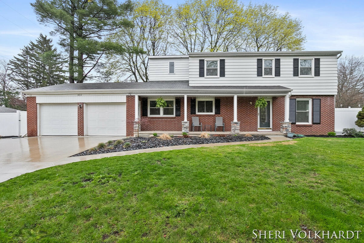 Property Photo: 2212 7th Street NW MI 49504