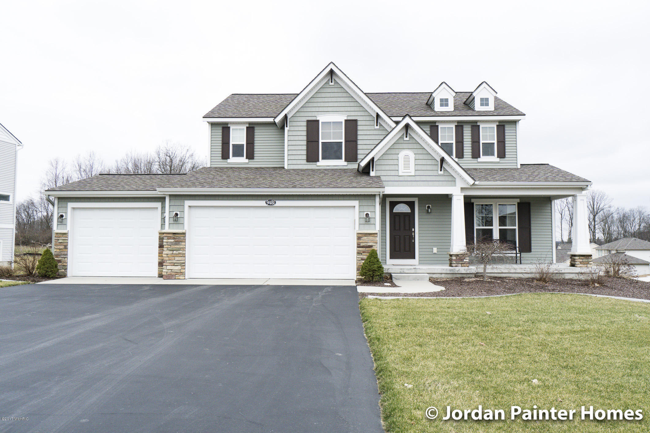 Property Photo: 9481 Sunset Ridge Drive NE MI 49341