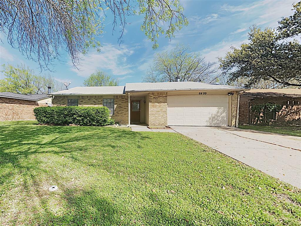 Property Photo:  6400 Buckingham Trail  TX 76182 