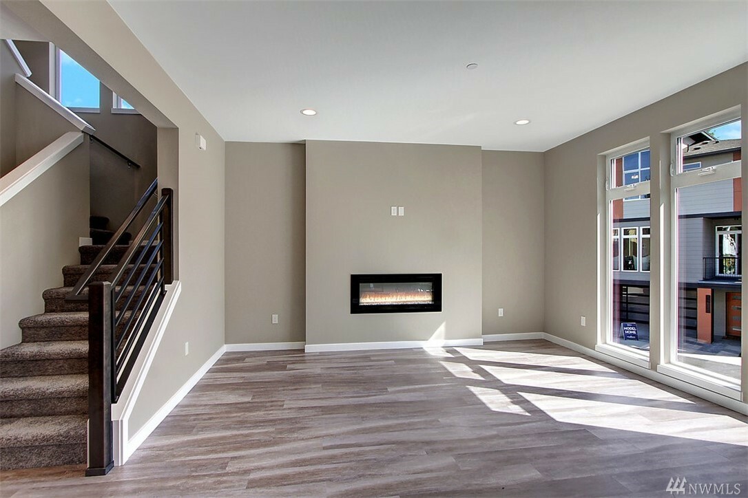 Property Photo: 1203 150th Place SW 16 WA 98087