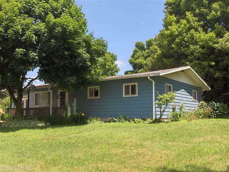 Property Photo:  7560 Northland Drive  MI 49346 