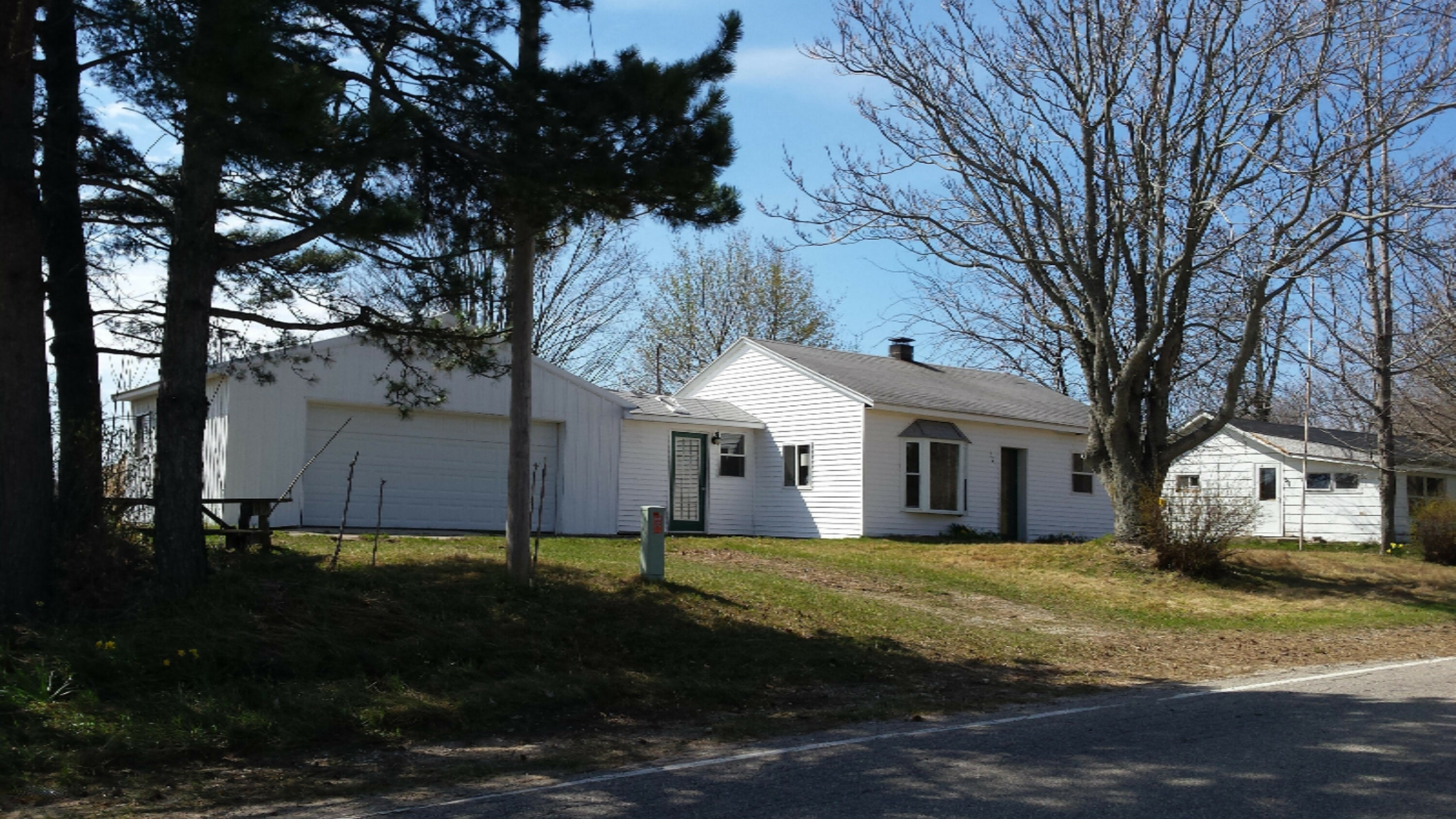 Property Photo: 371 N Water Road MI 49420