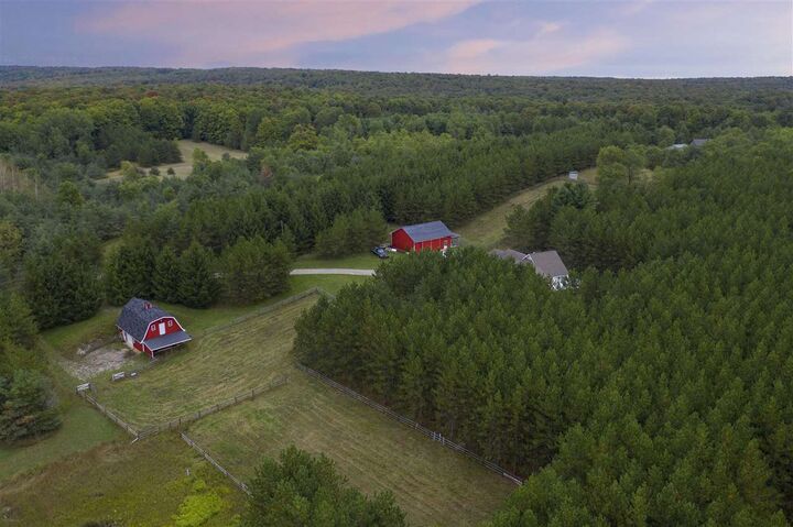 10035 E Mitchell  Petoskey MI 49770 photo