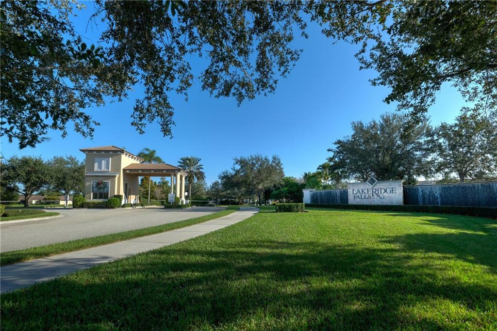 Property Photo:  4281 Cascade Falls Drive  FL 34243 