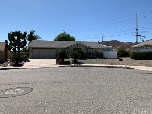 27525 Emory Court  Menifee CA 92586 photo