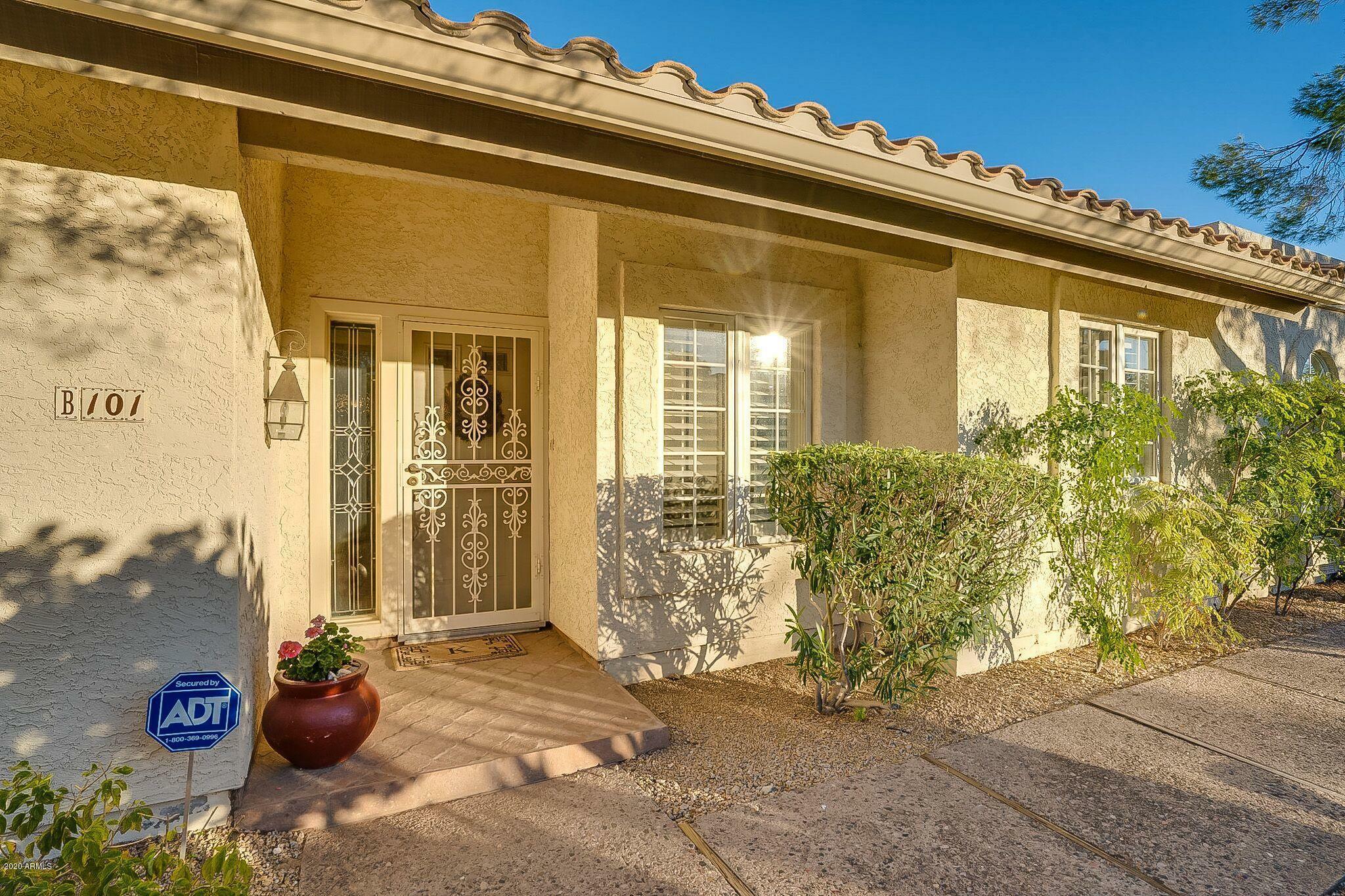 Property Photo:  16015 E El Lago Boulevard 101  AZ 85268 