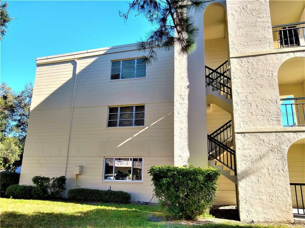 Property Photo: 2258 World Parkway Boulevard W 22 FL 33763