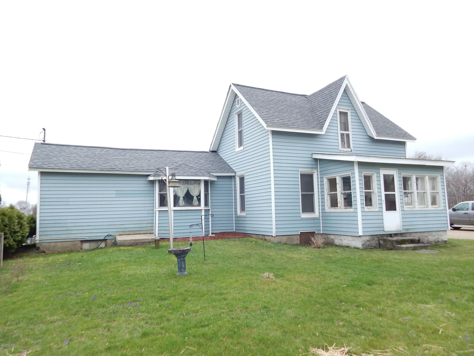 Property Photo:  68 S 2nd Street NW  MI 49330 