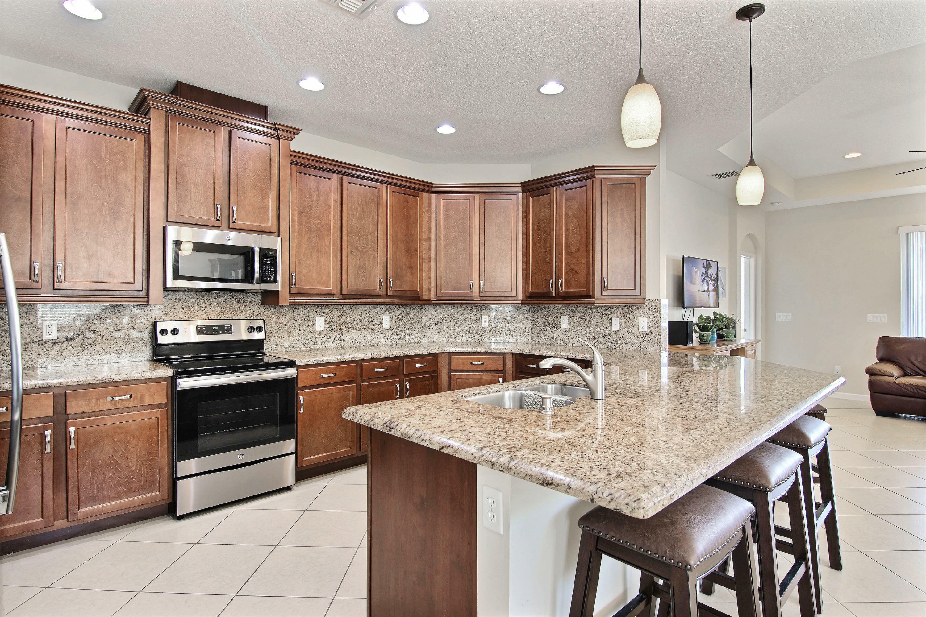 Property Photo:  11024 SW Sunrise Lake Drive  FL 34987 