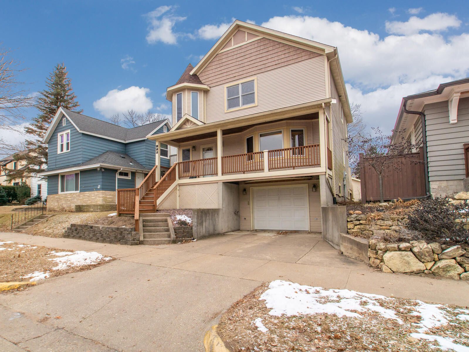 Property Photo:  112 24th St S  WI 54601 