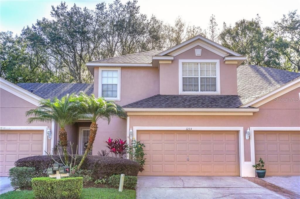 Property Photo: 1233 Big Pine Drive FL 33596