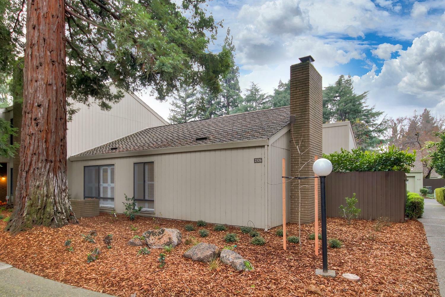 2326 Swarthmore Drive  Sacramento CA 95825 photo