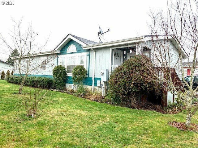 Property Photo:  310 Pitney Ln 40  OR 97448 