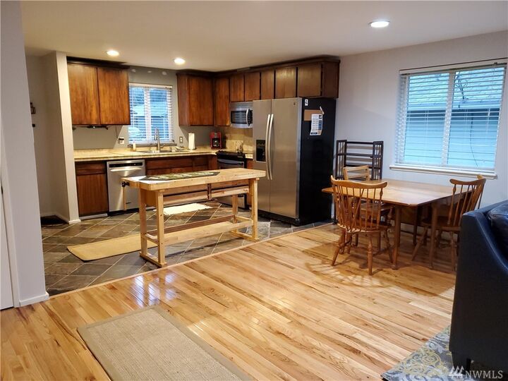 Property Photo: 1809 W 11th Street WA 98363