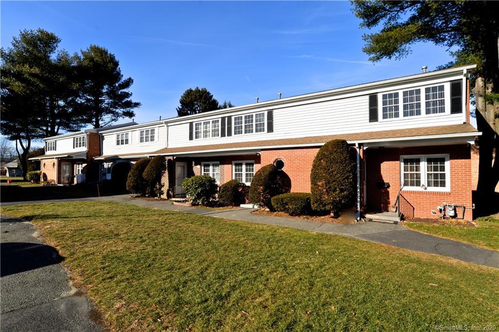 Property Photo:  58 Salem Walk 58  CT 06460 