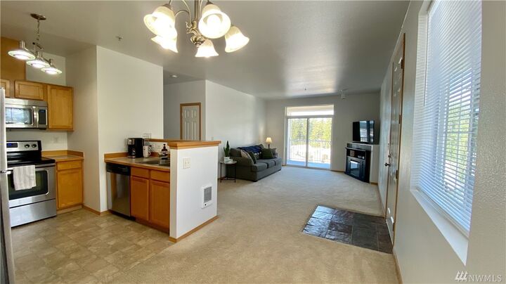 Property Photo: 10113 186th Street E 252 WA 98375