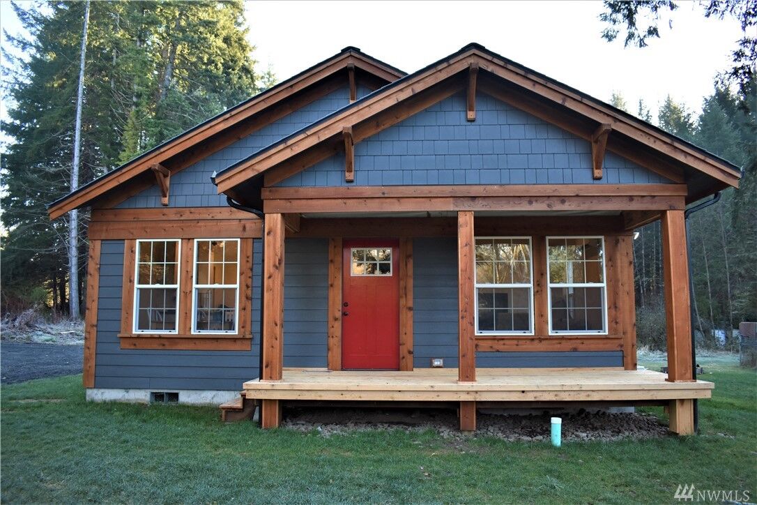 Property Photo: 7572 US Hwy 12 WA 98336