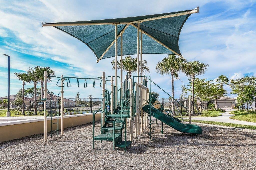 Property Photo: 11886 Alessandro Lane 312 FL 34293
