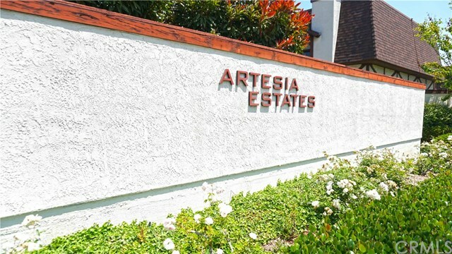 Property Photo:  2521 Artesia Boulevard 64  CA 90504 