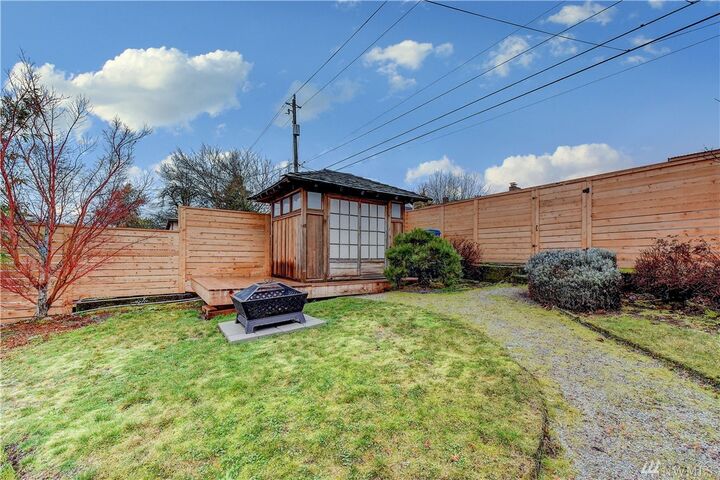 Property Photo: 4334 12th Ave S WA 98108