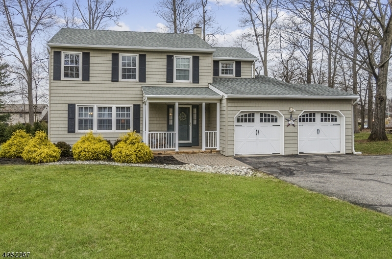 Property Photo:  10 Hackberry Pl  NJ 08822 