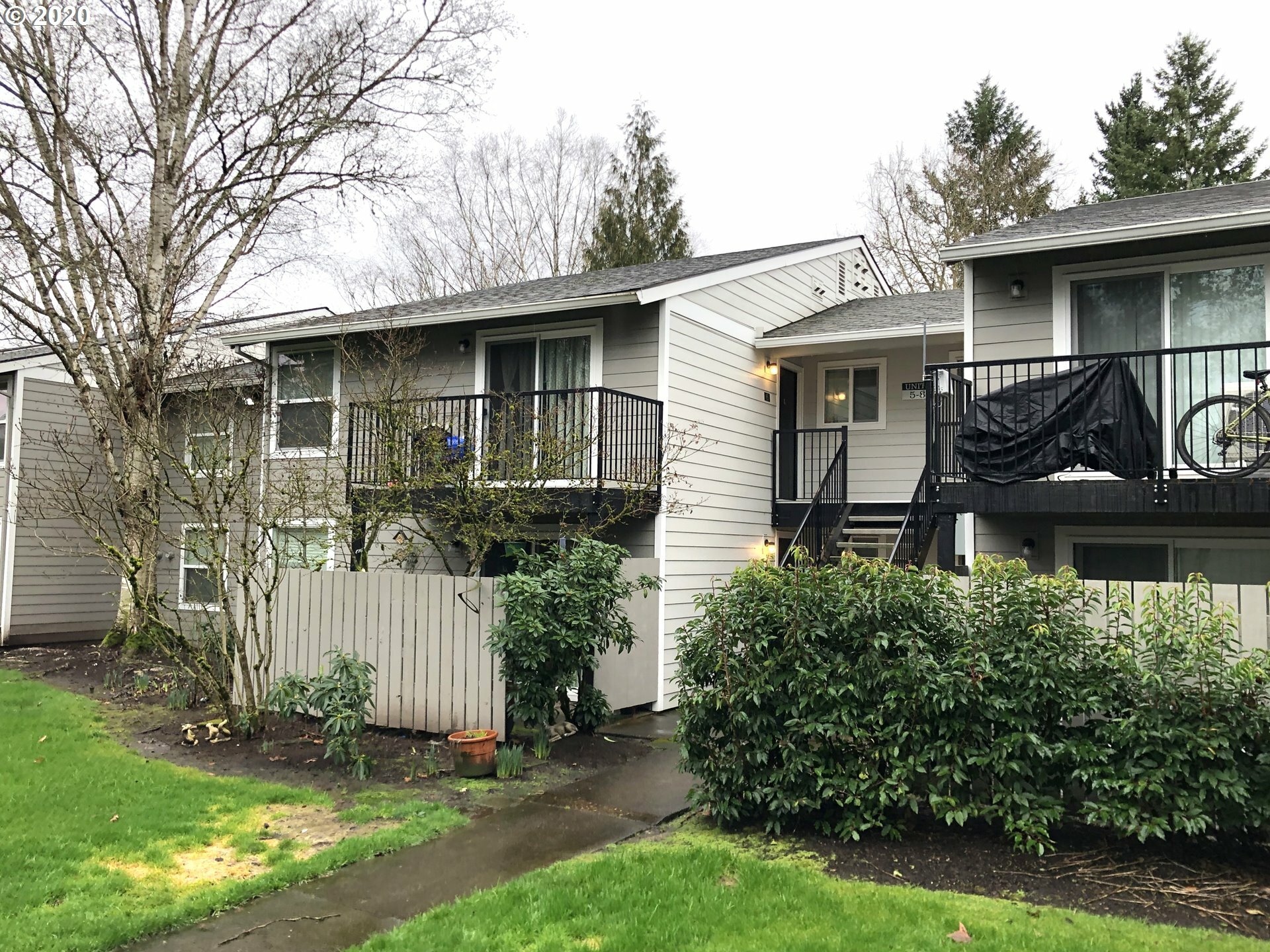 Property Photo: 5476 SW Alger Ave C6 OR 97005