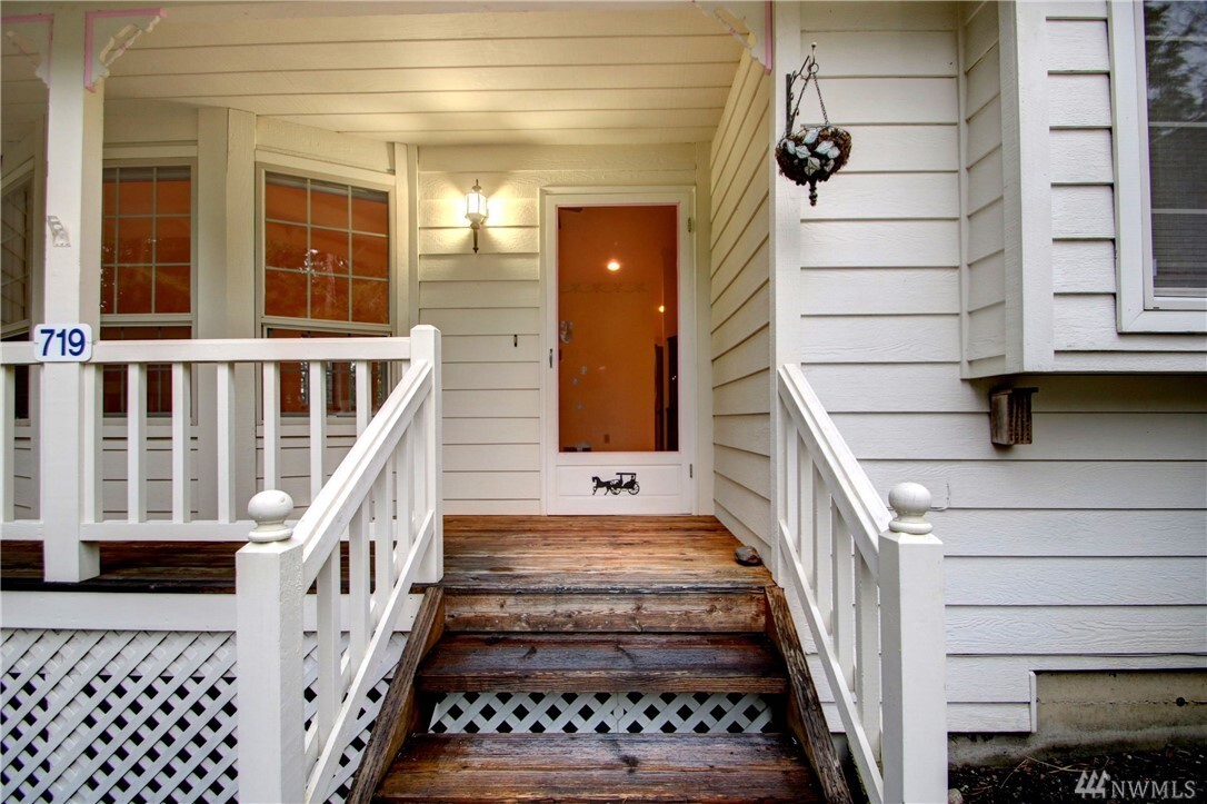 Property Photo: 719 Shelter Bay Drive WA 98257