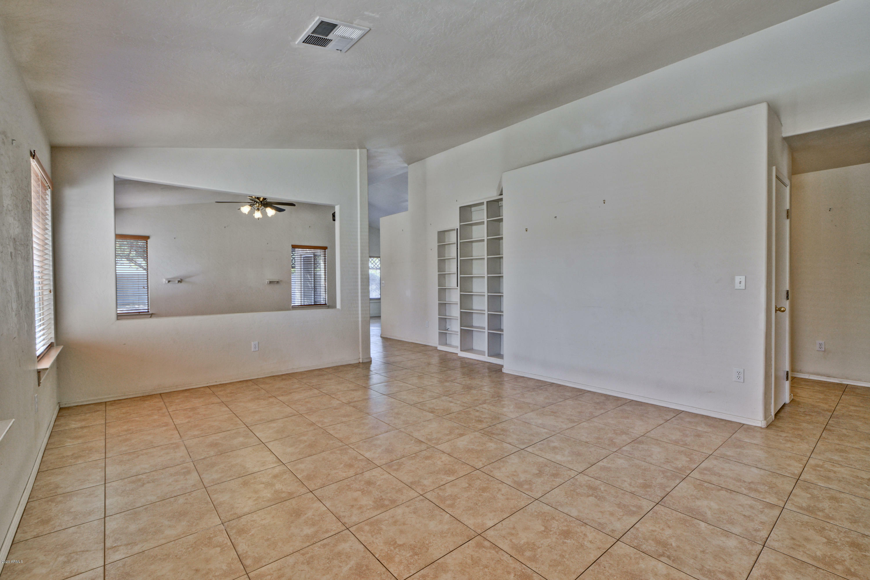 Property Photo: 2135 E Catclaw Street AZ 85296