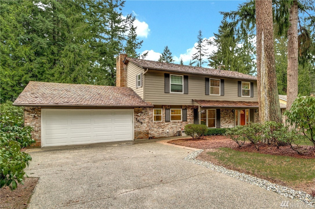 Property Photo: 2413 209th Place NE WA 98074