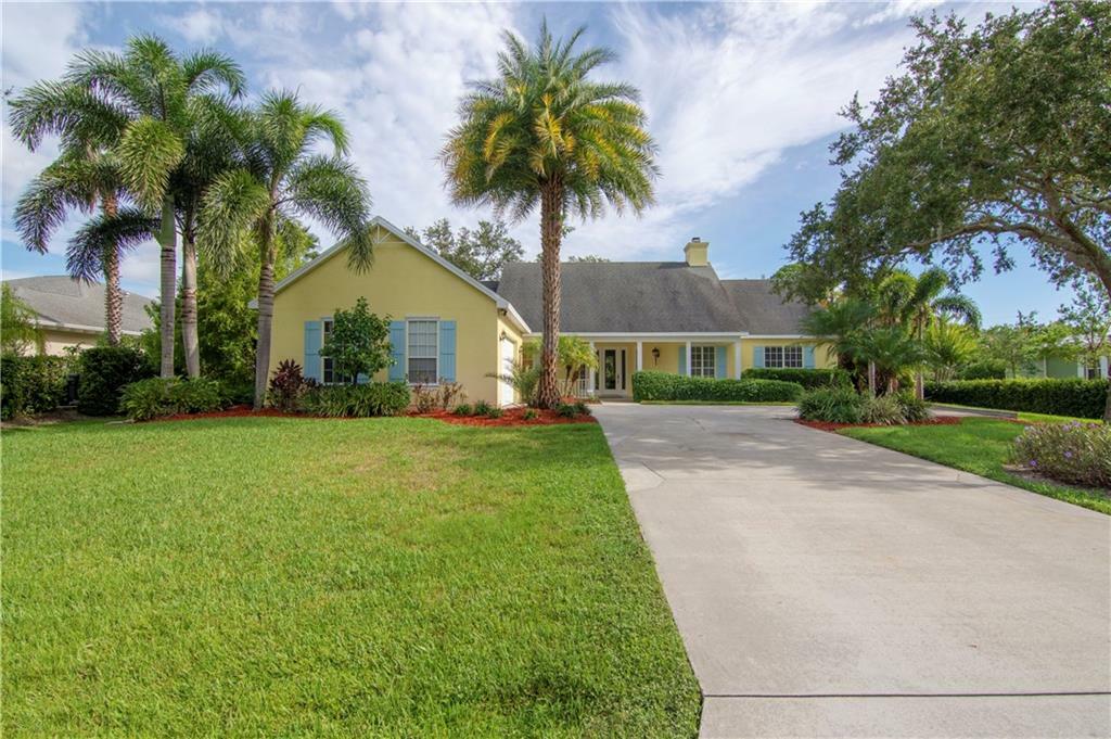 Property Photo:  4400 12th Lane  FL 32966 