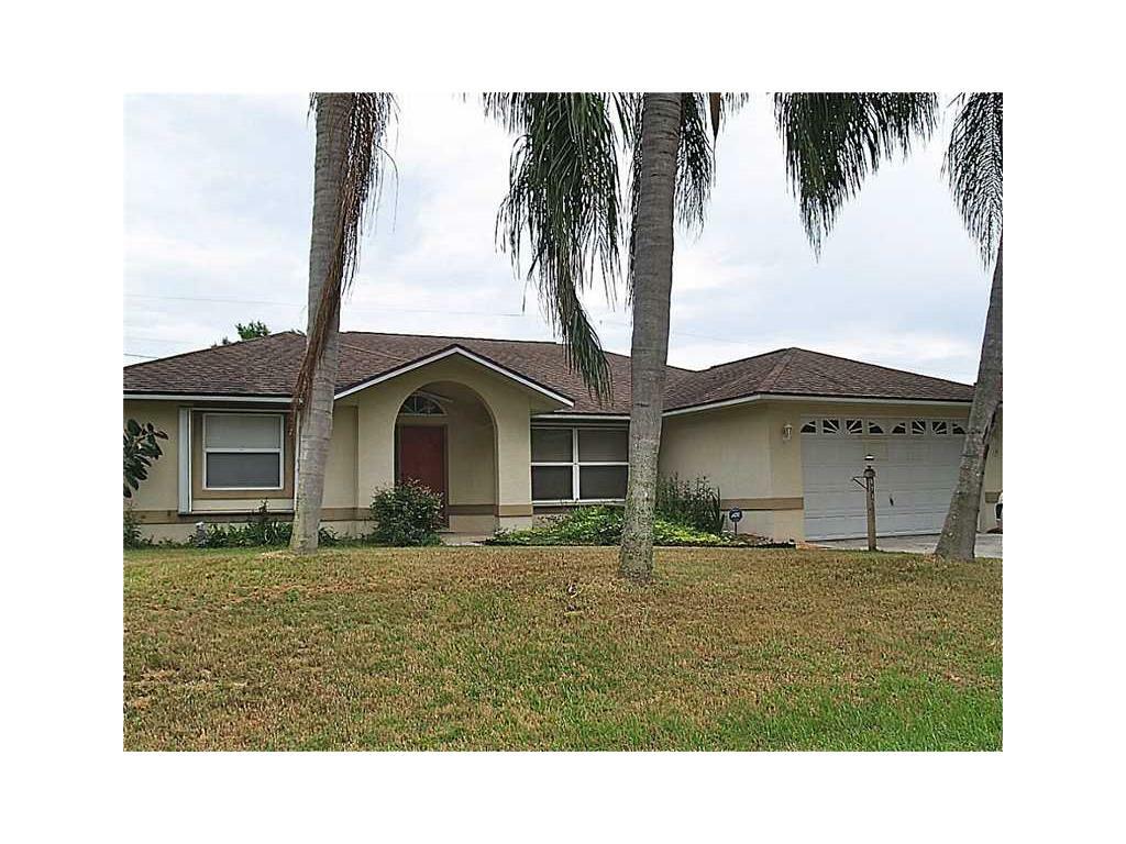 Property Photo:  873 Evernia Street  FL 32958 