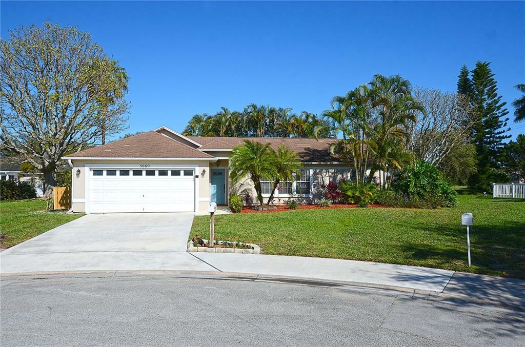 5060 8th Place  Vero Beach FL 32966 photo