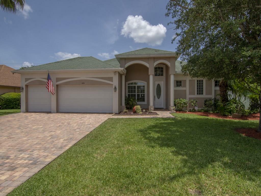 Property Photo:  440 21st Court SW  FL 32962 