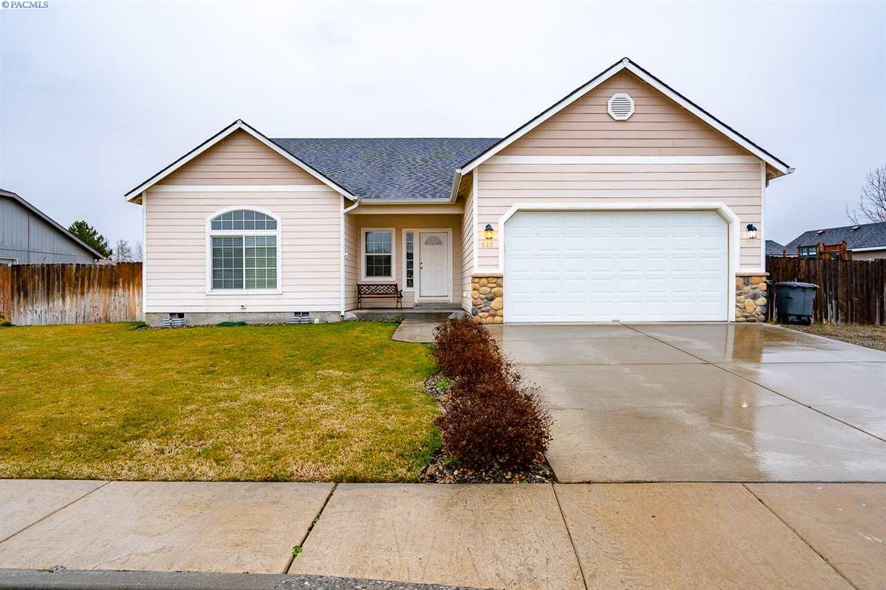 Property Photo:  540 Sedgwick Pl.  WA 99352 