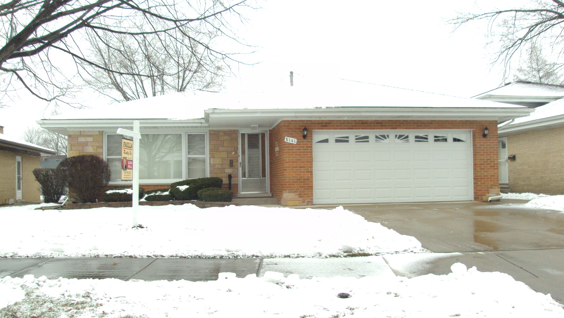 Property Photo: 8141 North Farnsworth Drive IL 60714
