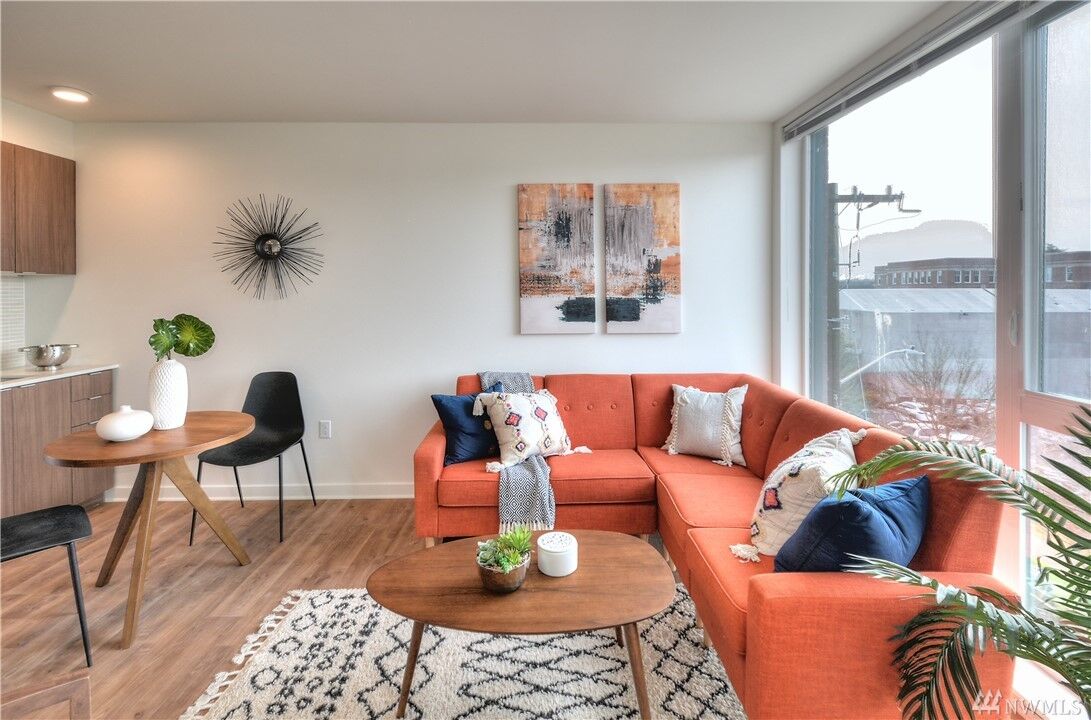 Property Photo:  1601 N 45th Street 411  WA 98103 