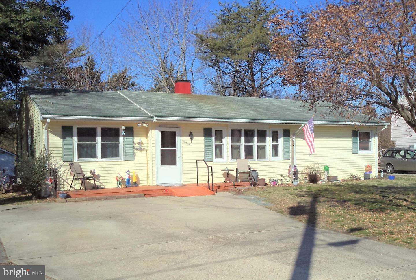 Property Photo:  512 Regency Drive  MD 21804 