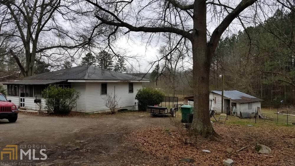 Property Photo: 951 Old Villa Rica Rd GA 30179
