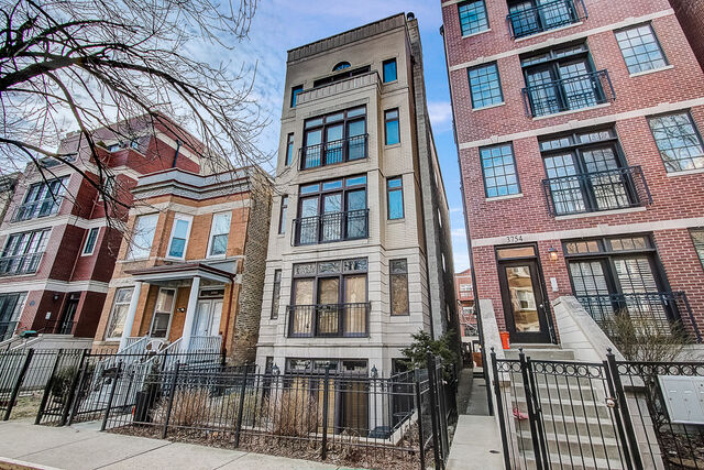 Property Photo:  3752 N Fremont Street 2  IL 60613 