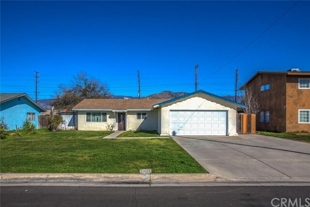 Property Photo: 27354 Hibiscus Street CA 92346