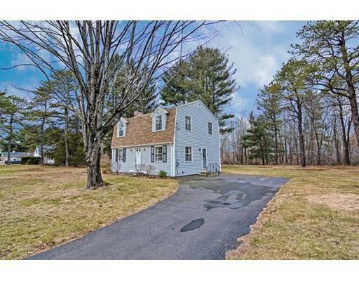 Property Photo:  8 Musket Road  MA 02703 