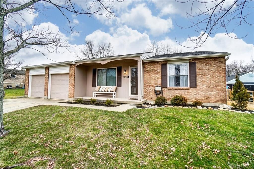 Property Photo:  2233 Manton Drive  OH 45342 