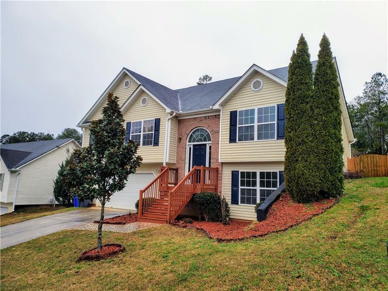 Property Photo: 5009 Grist Mill Drive 30180
